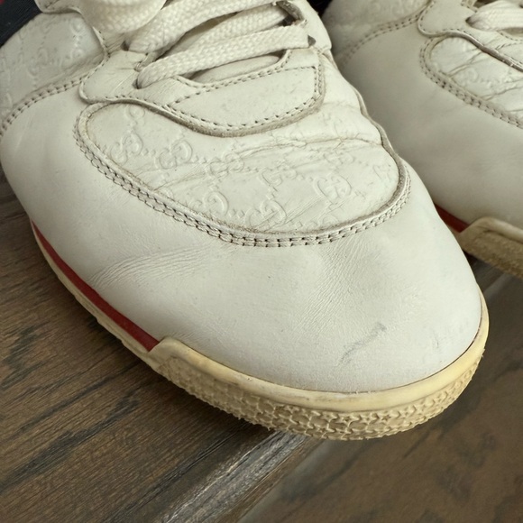 AUTH MENS GG LOGO WHITE GUCCI LEATHER SNEAKERS, SIZE 8, MADE IN ITALY - Picture 9 of 16
